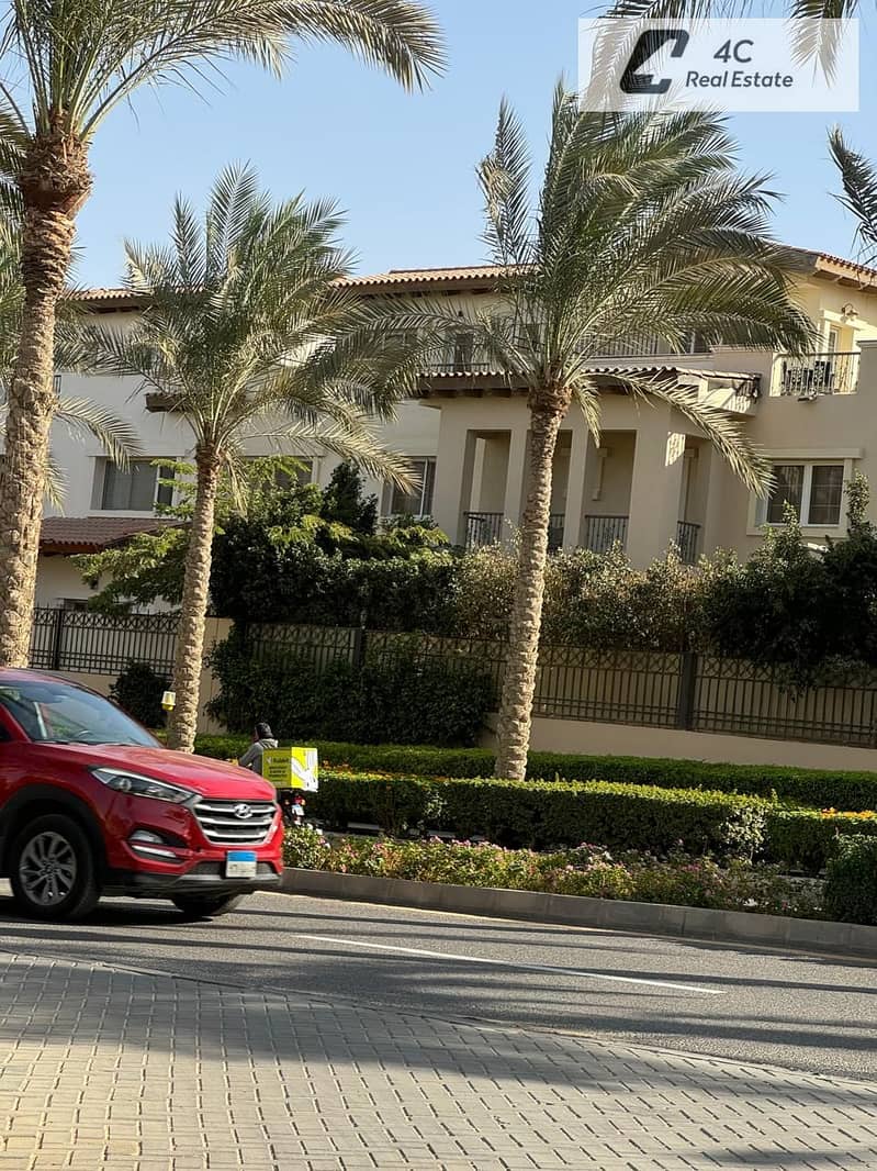Lowest price for twin house classic ready to move fully finished view landscape in compound hyde park fifth settlement new cairo - Widok 4