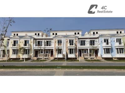 4 Bedroom Townhouse for Sale in 6th of October, Giza - 01f5afab-ba70-4818-9fbe-32af648e94be. jpg