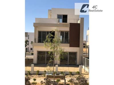 5 Bedroom Villa for Sale in 6th of October, Giza - WhatsApp Image 2023-07-06 at 9.28. 43 AM (1). jpg