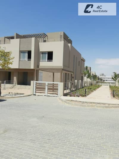 5 Bedroom Townhouse for Sale in 6th of October, Giza - WhatsApp Image 2025-12-10 at 11.57. 43 AM. jpeg
