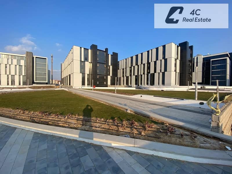 office 67m open view landscape ready to move under market price in hyde park fifth settlement new cairo - Ansicht 5
