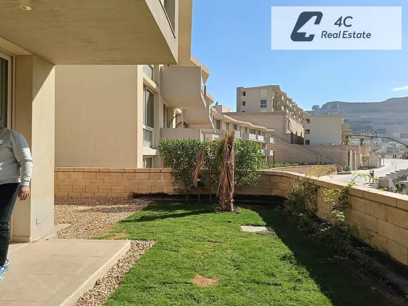 for sale Chalet Ground floor with garden 92 sq m double sea and lagoon viewin Monte Galala Ain Sokhna Suez Road Lowest price – pohled 2