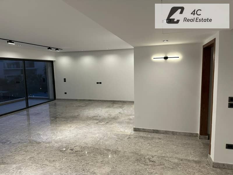 For quick sale: 205 sqm apartment, ultra-super-lux finishing, with air conditioning - Lakeview Residence, Fifth Settlement, lowest price on the market - Vista 3