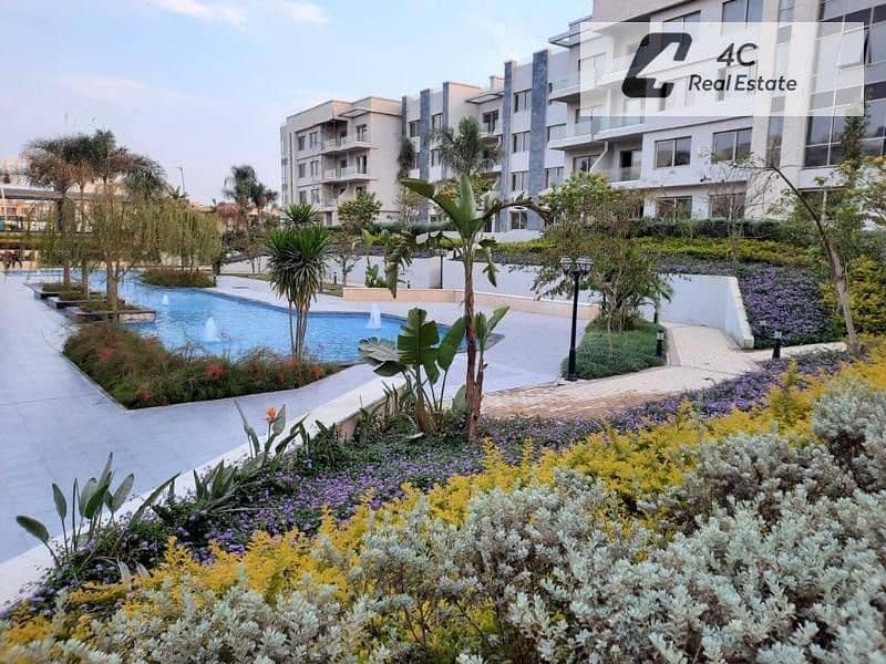 For sale at half the company price: a 3-bedroom apartment ready for viewing in Galleria Compound, Fifth Settlement, on 90th Street, with an open view. – pohled 2