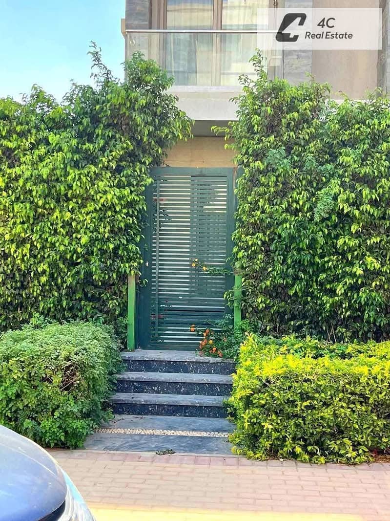 For sale at half the company price: a 3-bedroom apartment ready for viewing in Galleria Compound, Fifth Settlement, on 90th Street, with an open view. – pohled 6