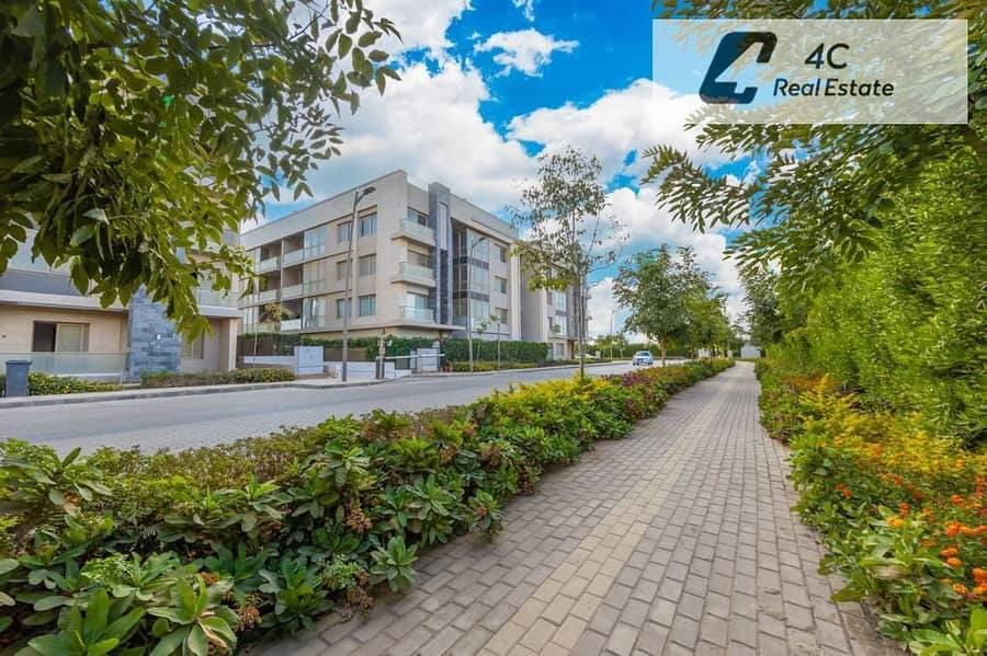 For sale at below market price: a fully finished apartment with an open view in Galleria Moon Valley compound, directly on 90th Street. Ready for view - Ansicht 5
