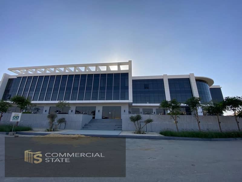 Ready to Move Office for Rent in The Hub by Waterway -New Cairo - Widok 6