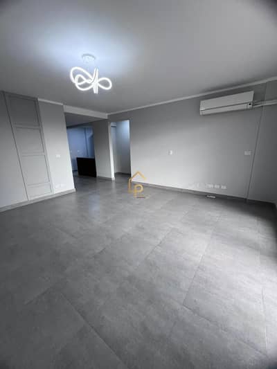 شقة 1 غرفة نوم للايجار في 6 أكتوبر، الجيزة - WhatsApp Image 2026-03-10 at 1.09. 21 PM. jpeg