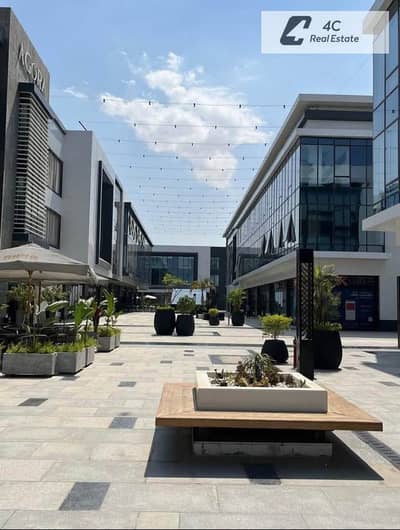 Retail for Rent in New Cairo, Cairo - 583224316_1496539784792525_1637413974363107778_n. jpg