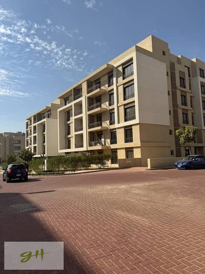 3 Bedroom Flat for Sale in New Cairo, Cairo - moon (2). jpg