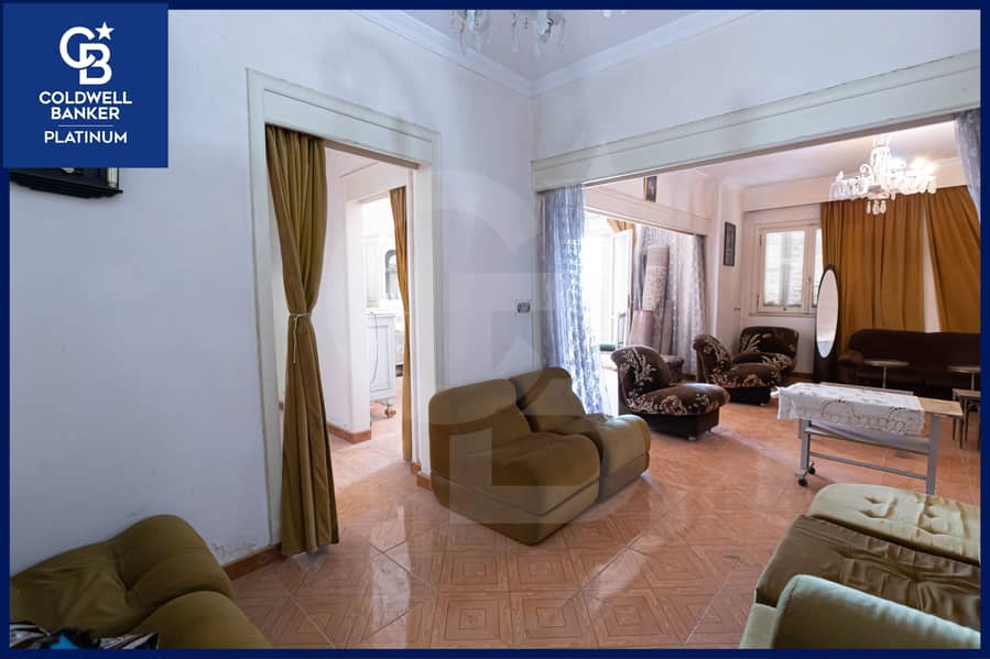 Apartment for sale with direct sea view in front of the Engineers Club in Saba Pasha, 150 sqm. – pohled 5