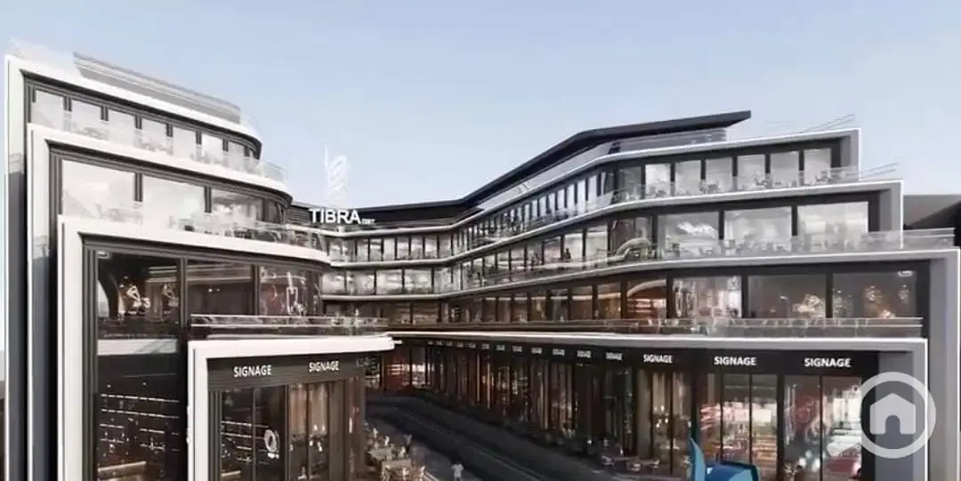 I own a restaurant in a mall directly on the main axis. – pohled 5