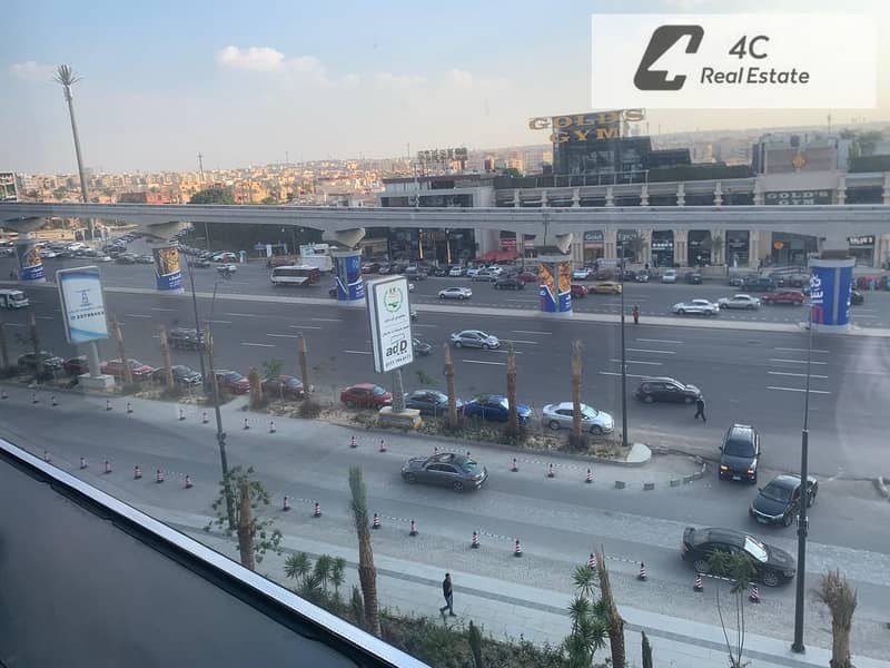 Prime office for sale with down payment and installments, fully finished with air conditioning, on 90th Street open view directly inside Medlane Mall - Mehr