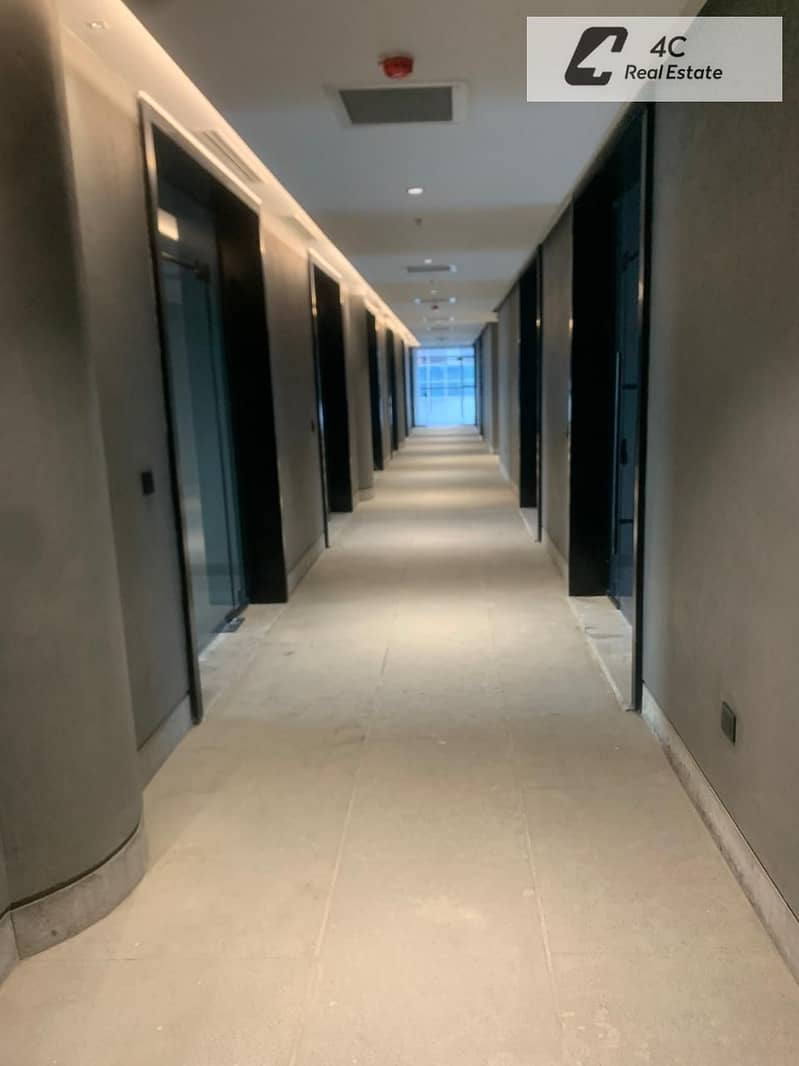 Prime office for sale with down payment and installments, fully finished with air conditioning, on 90th Street open view directly inside Medlane Mall - Ansicht 3