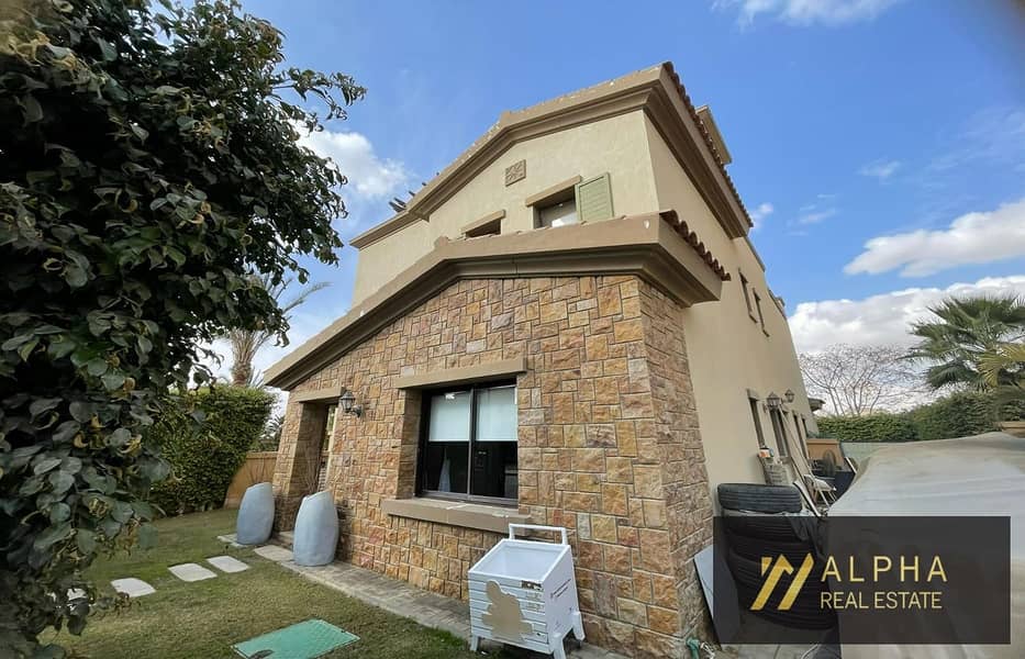 Villa for Rent in Mivida New Cairo Next the American University Garden View, Strategically Located Inside a Prestigious Com - Ansicht 2