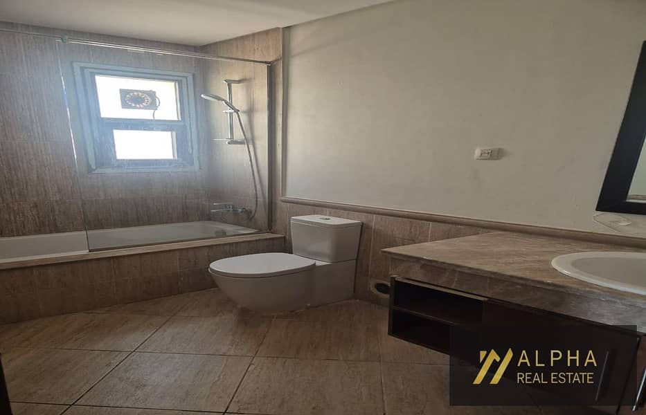 Villa for Rent in Mivida New Cairo Next the American University Garden View, Strategically Located Inside a Prestigious Com - Ansicht 6