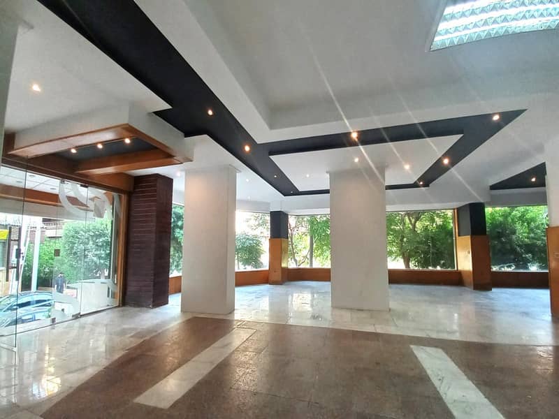 Shop for sale ground and first 710 meters in Heliopolis - Widok 4