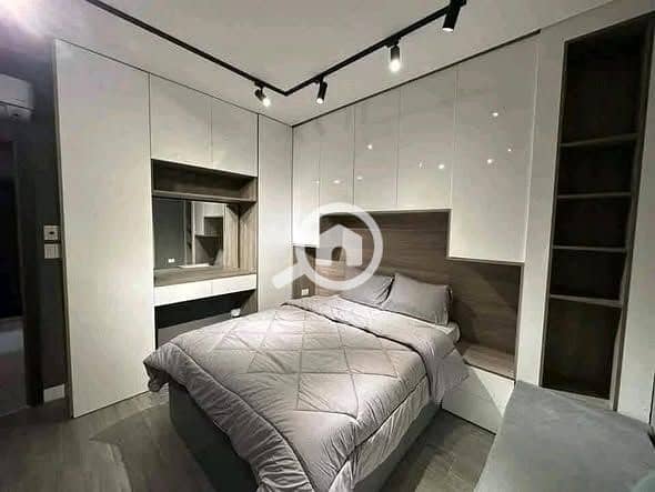 villa for Sale with Garden in Mountain View Aliva, New Cairo – Mostakbal City, on El Amal Axis, Next to Bloomfields and Hassan Allam - Widok 4
