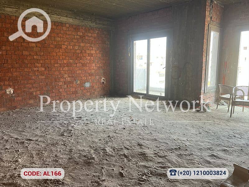 Half-finished apartment with a garden for sale - Extension West Golf - New Cairo, prime location ready for immediate delivery. - Widok 3