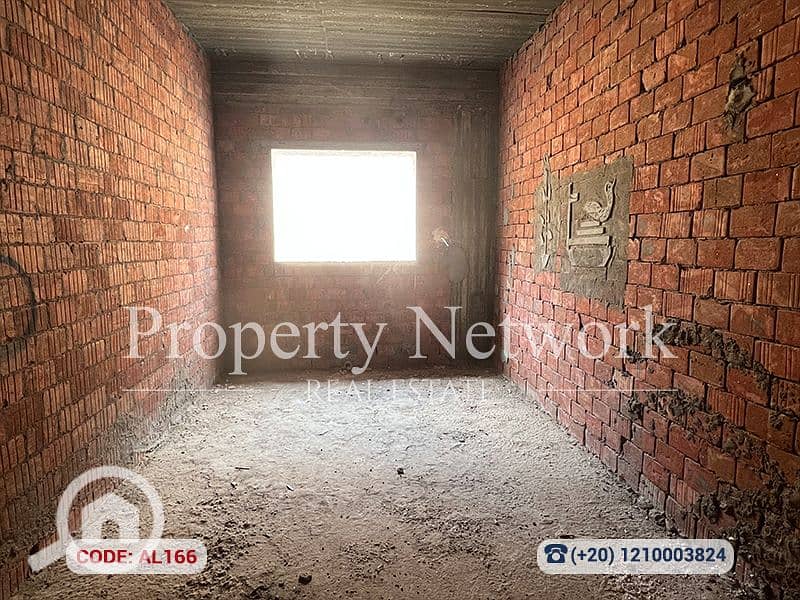 Half-finished apartment with a garden for sale - Extension West Golf - New Cairo, prime location ready for immediate delivery. - Widok 4
