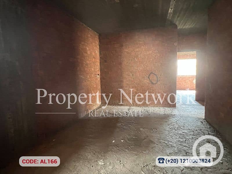 Half-finished apartment with a garden for sale - Extension West Golf - New Cairo, prime location ready for immediate delivery. - Widok 5