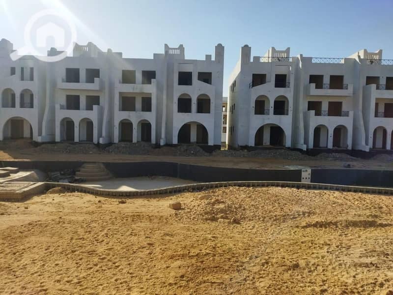 Penthouse, Seafront, prime location and view,At AlGalala - Vista 5