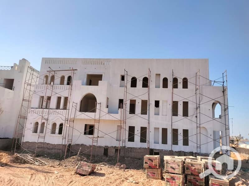 Penthouse, Seafront, prime location and view,At AlGalala - Altro