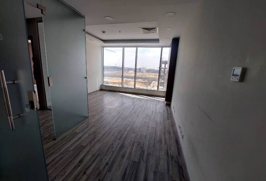 office Fully finished 78SQM for rent in Trivium Square, Fifth Settlement - Widok 4