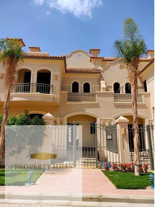 Ready-to-move-in villa in the Ministers' Square with a prime location in the compound. - Więcej