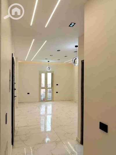 3 Bedroom Flat for Sale in 6th of October, Giza - IMG-20260312-WA0027. jpg 3 Bedroom Flat for Sale in 6th of October, Giza - IMG-20260312-WA0027. jpg