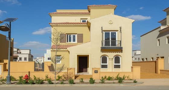 4 Bedroom Townhouse for Sale in New Cairo, Cairo - 1. jpg
