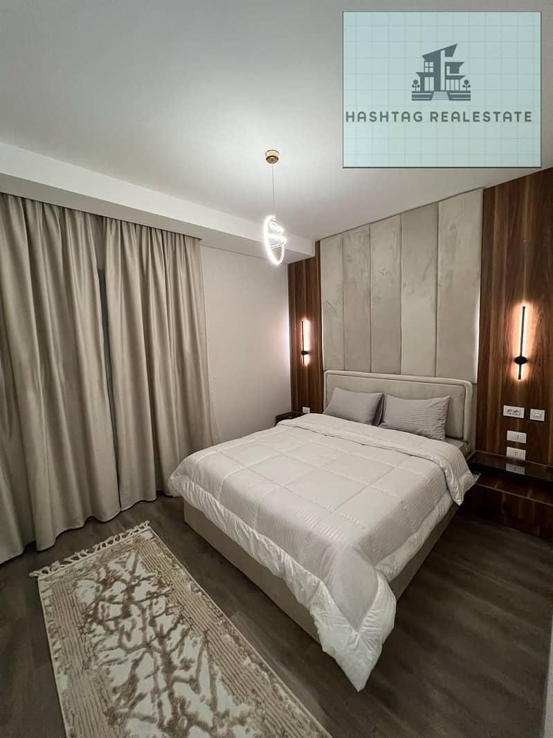 Hotel apartment for daily rent in Zaid Towers, Sheikh Zayed, one of the most upscale and best compounds and the safest, fully furnished and air-conditioned. - Widok 2