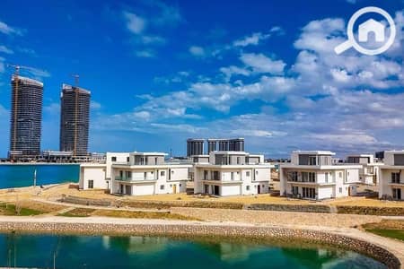 فیلا 4 غرف نوم للبيع في الساحل الشمالي، مطروح - 1. jpg