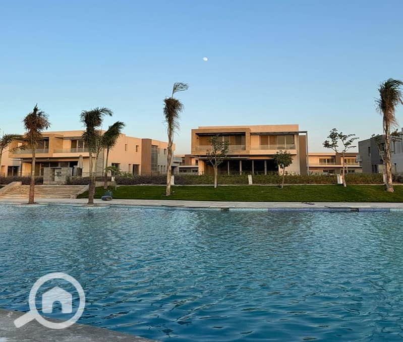 **Inspect and receive immediately a twin house villa in October, next to New Giza, with a Pyramids view, in Al Hadaba Compound. ** - Widok 2