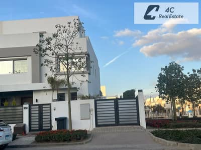 تاون هاوس 4 غرف نوم للبيع في القاهرة الجديدة، القاهرة - IMG-20250217-WA0049. jpg تاون هاوس 4 غرف نوم للبيع في القاهرة الجديدة، القاهرة - IMG-20250217-WA0049. jpg