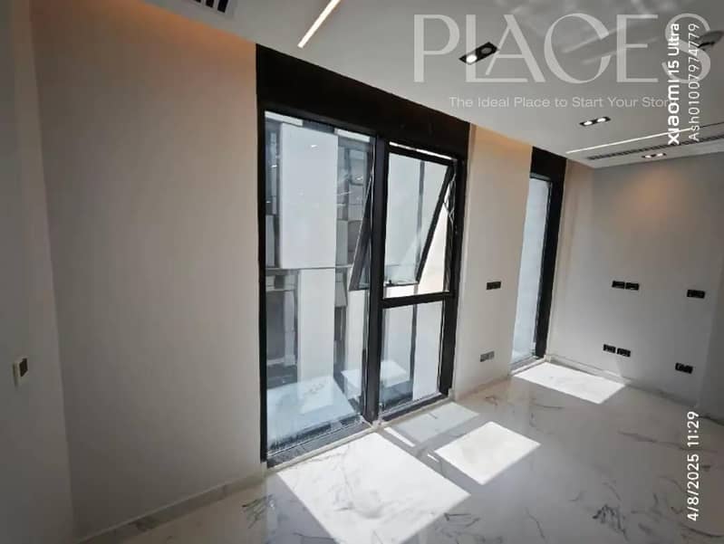 Invest in a prime location in Hyde Park. Office space for immediate occupancy, 65 square meters, fully finished – pohled 6