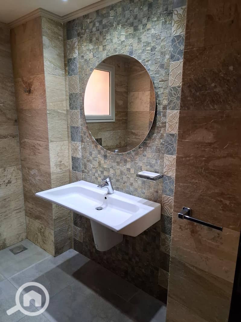 Fully furnished villa for rent with garden in Casa Verde - Mehr