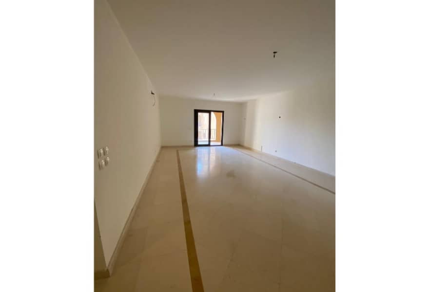 Spacious Finished Apartment for Sale in Mivida with Modern Design-New Cairo – pohled 2
