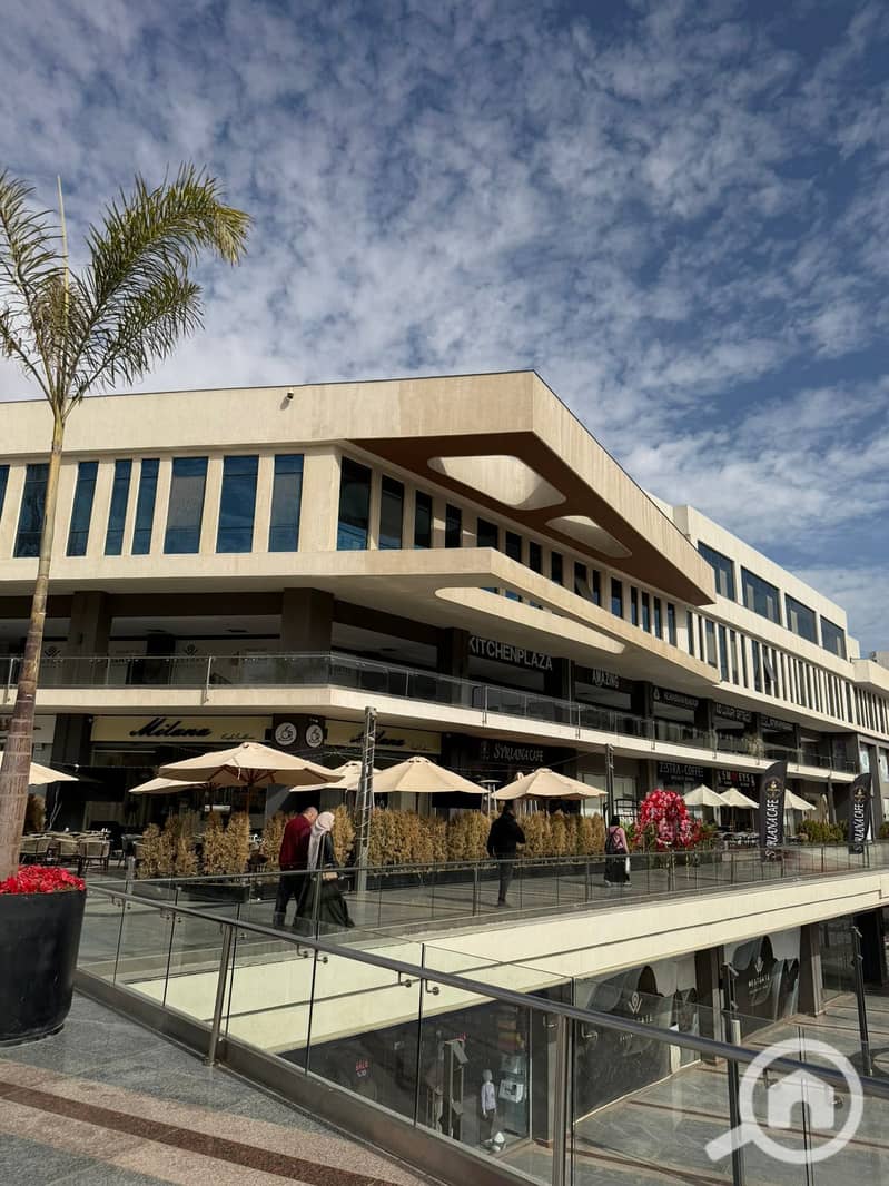 Office with immediate delivery in West Gate Mall with a distinctive view overlooking Central Street – 6th of October - Ansicht 5