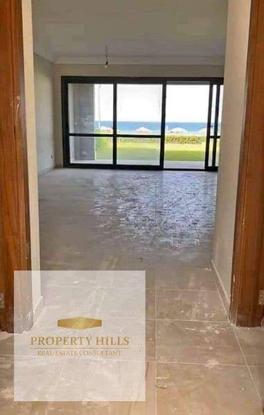 3 Bedroom Chalet for Sale in Ain Sukhna, Suez - First-floor chalet with 3 rooms ready for inspection and delivery at the old price, fully finished.