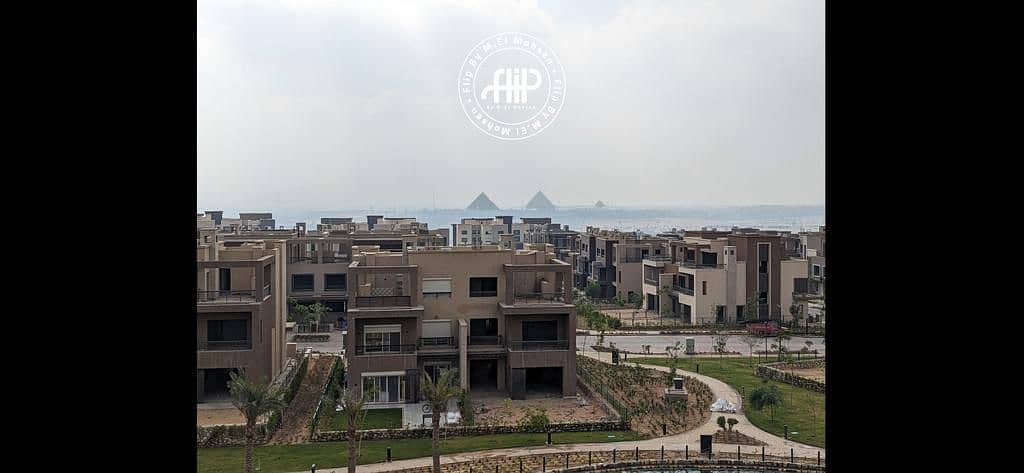 LAKE VIEW Very Prime Location Townhouse Corner For Sale In New GizaFull lake view – pohled 5