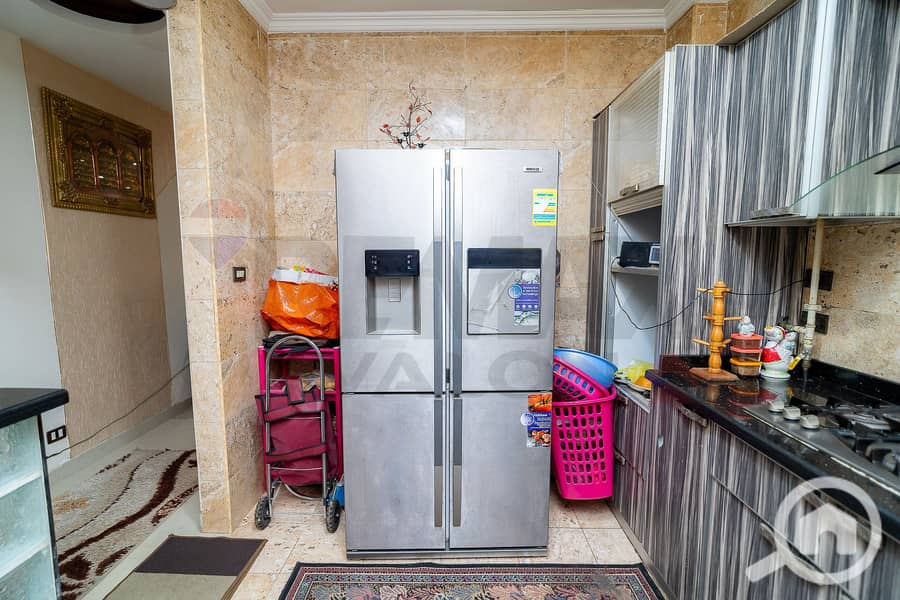 Spacious 217 sqm Apartment with Open & Sea Views in (Glim – Steps from the Sea) - Fler