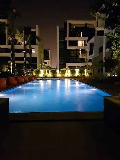 Luxury Apartment for Sale in The Waterway 198 sqm Fully Finished with ACs 5th Settlement New Cairo - Widok 5