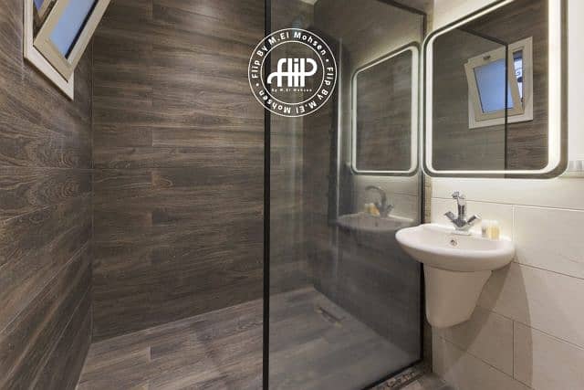 Very Prime Location Villa Royal City with pool For Sale In Royal City - Ansicht 5