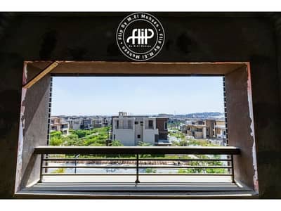5 Bedroom Townhouse for Sale in 6th of October, Giza - IMG-20250120-WA0080. jpg