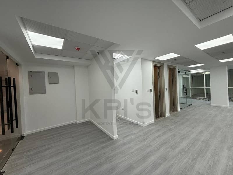office 350SQM Fully finished for rent in Business Plus on North 90th Street - Daugiau
