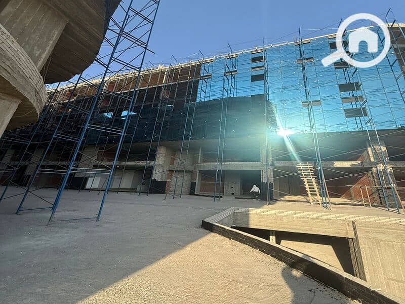 I have an office for sale, immediate delivery, with an area of 65 square meters in Sheikh Zayed at a very special price. - Bild 5