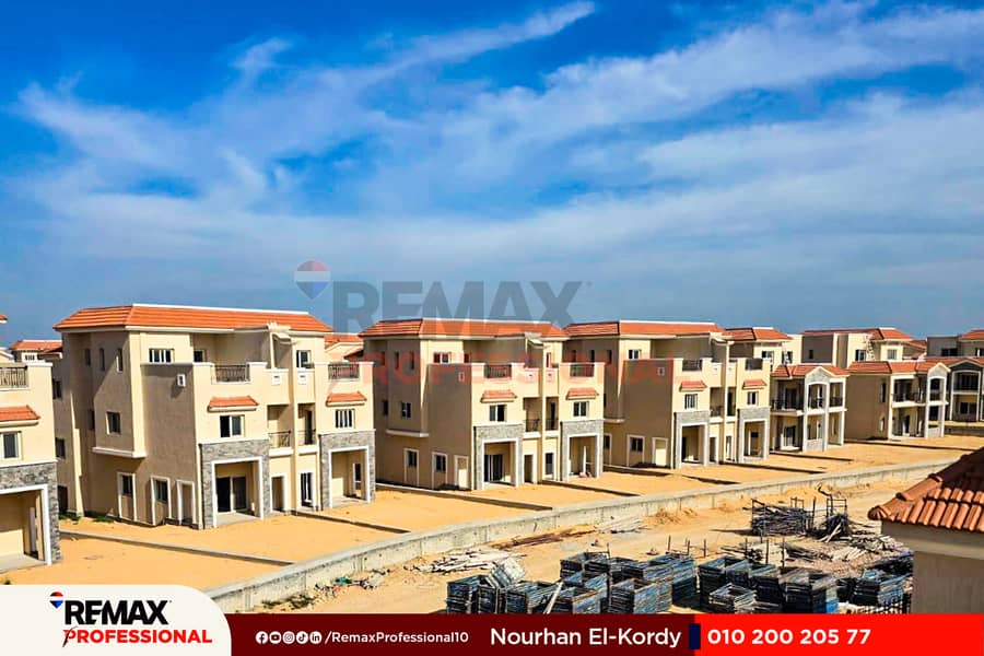 Immediate delivery prime location open view overlooking lake and plaza townhouse for sale in Sawary - Widok 2