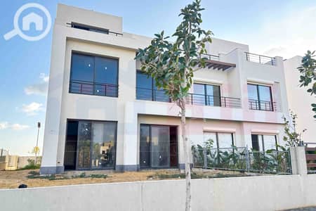 5 Bedroom Villa for Sale in Palm Hills, Alexandria - WhatsApp Image 2026-03-05 at 3.25. 14 PM (1). jpg 5 Bedroom Villa for Sale in Palm Hills, Alexandria - WhatsApp Image 2026-03-05 at 3.25. 14 PM (1). jpg