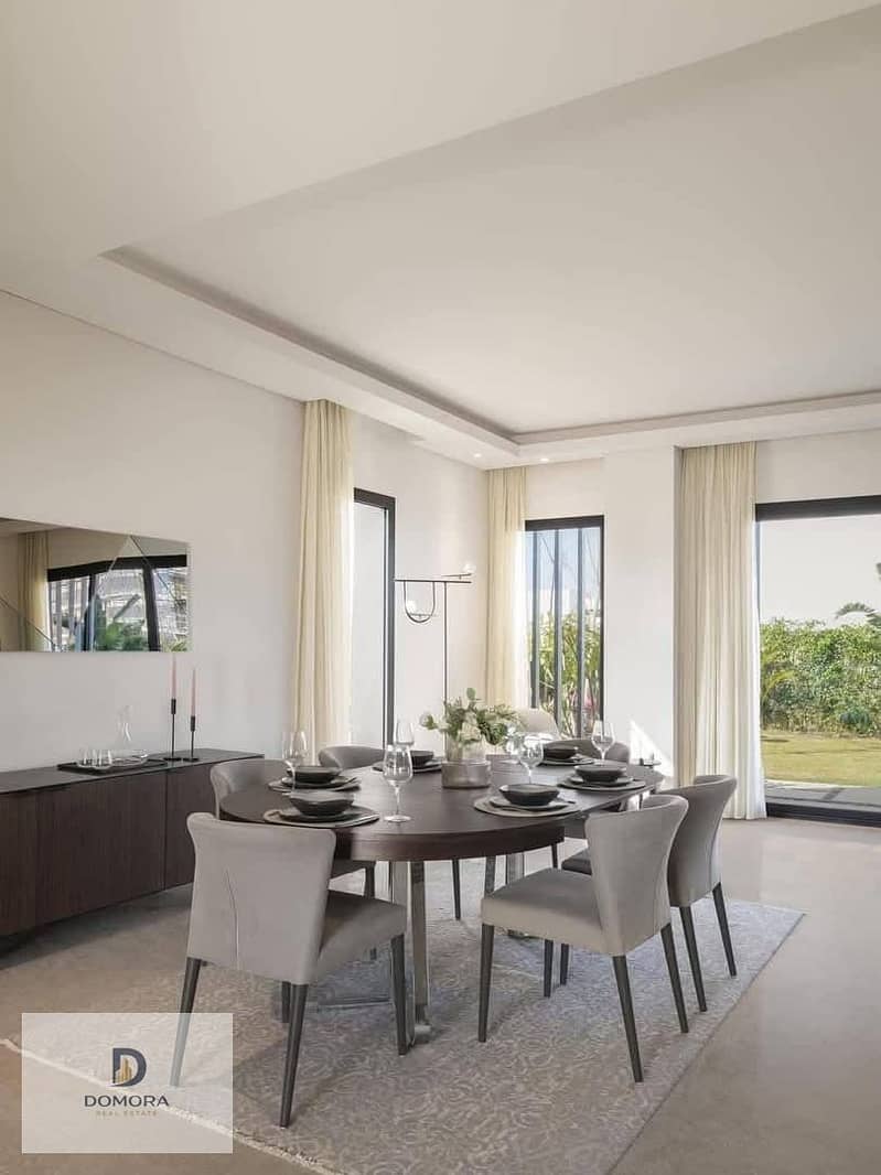 Villa for sale, ready for immediate delivery in a prime location in front of Cairo International Airport. - Więcej